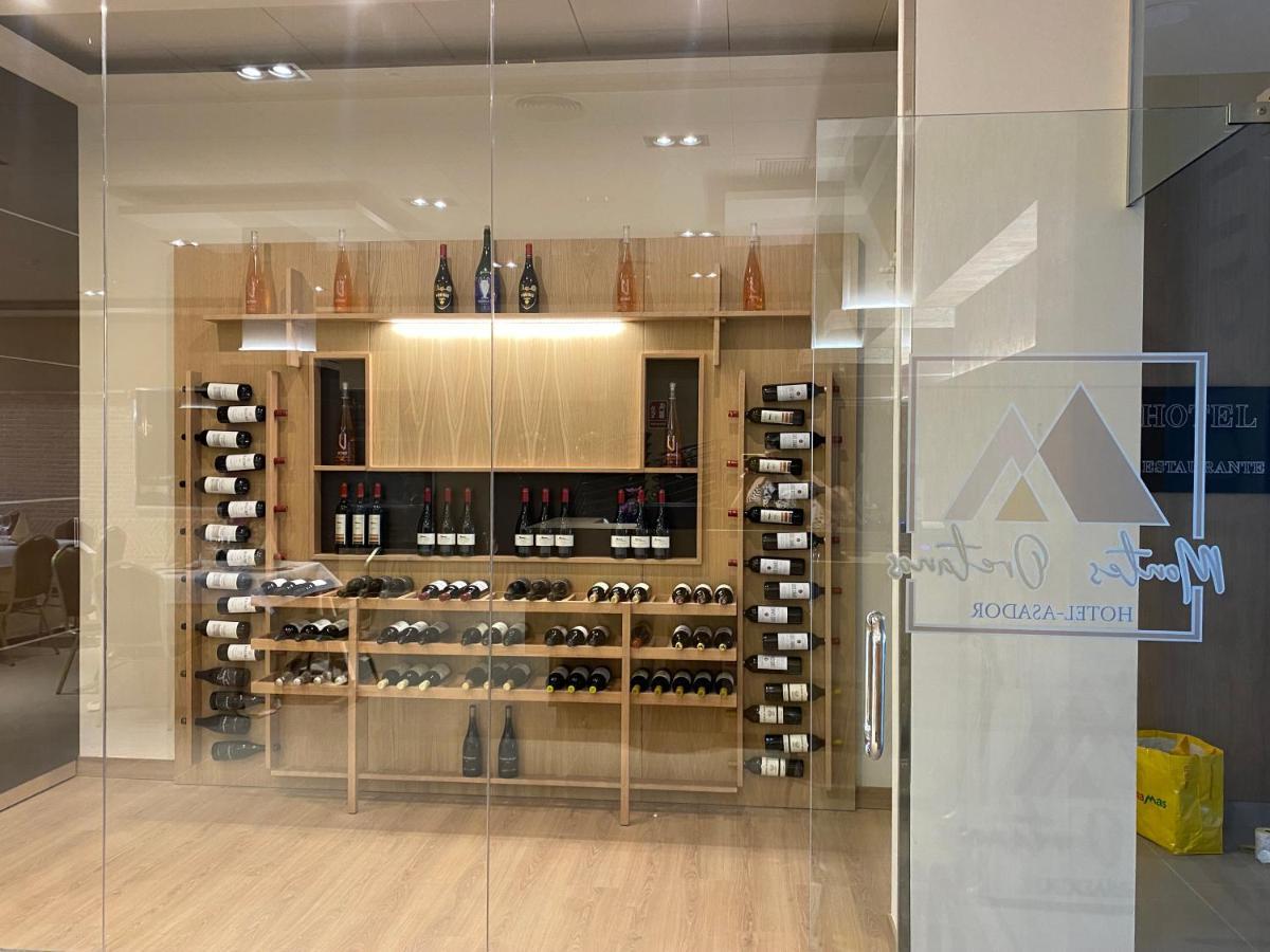 Hotel-Asador Montes Oretanos Pulgar المظهر الخارجي الصورة