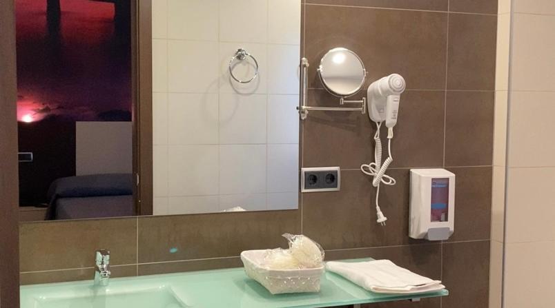 Hotel-Asador Montes Oretanos Pulgar المظهر الخارجي الصورة