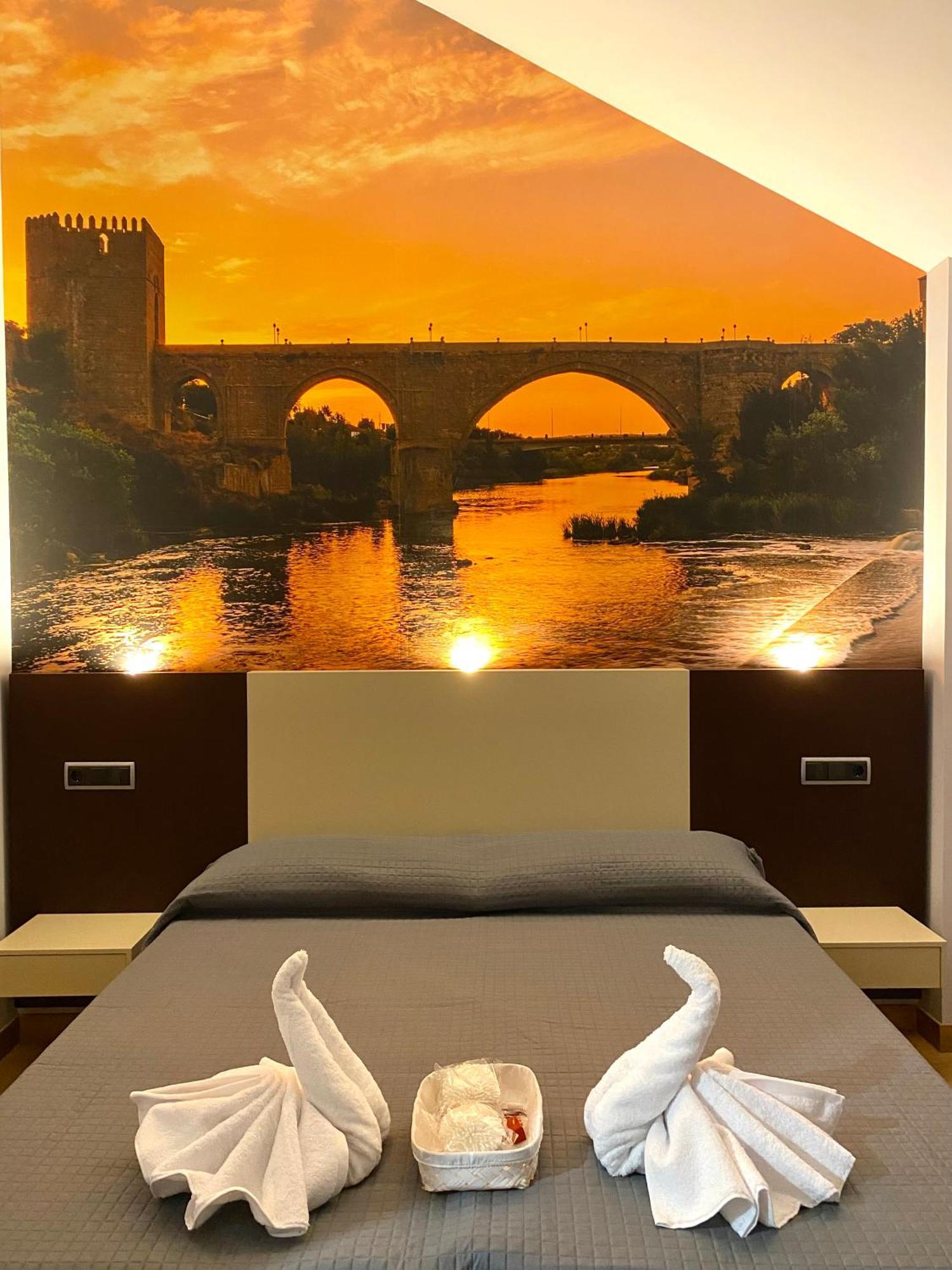 Hotel-Asador Montes Oretanos Pulgar المظهر الخارجي الصورة